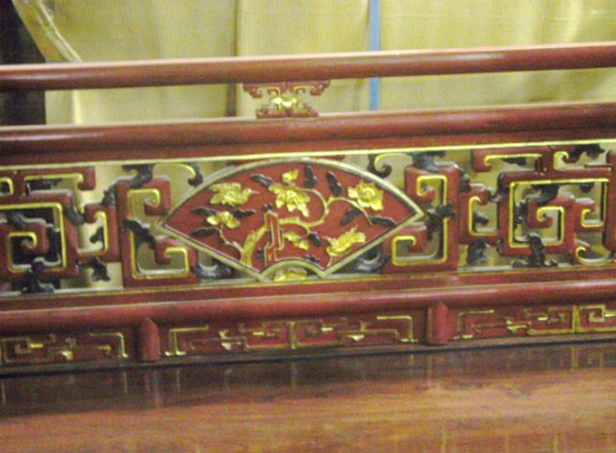 05 Antique Poster Bed 2